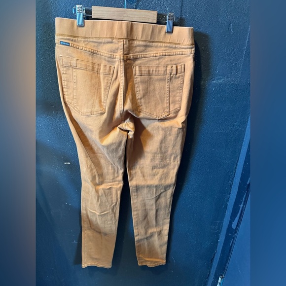 Columbia Mustard Yellow Pull On Skinny Jeans Size Medium - Picture 4 of 4